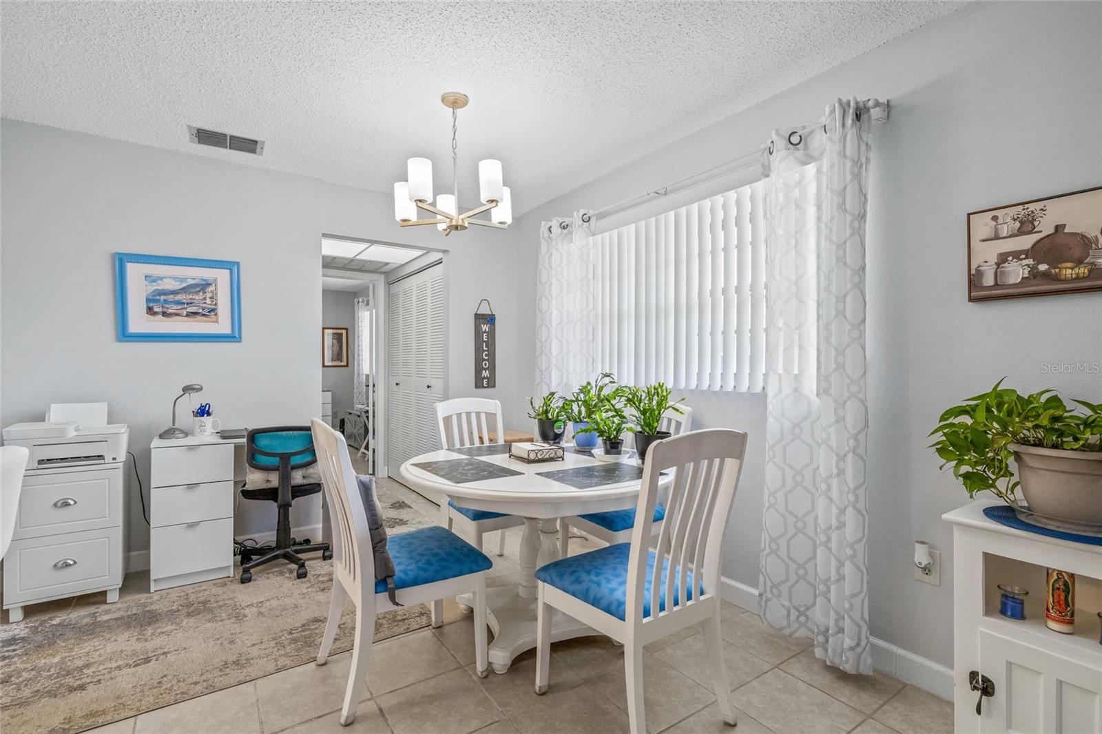 PARADISE POINTE WEST - Residential