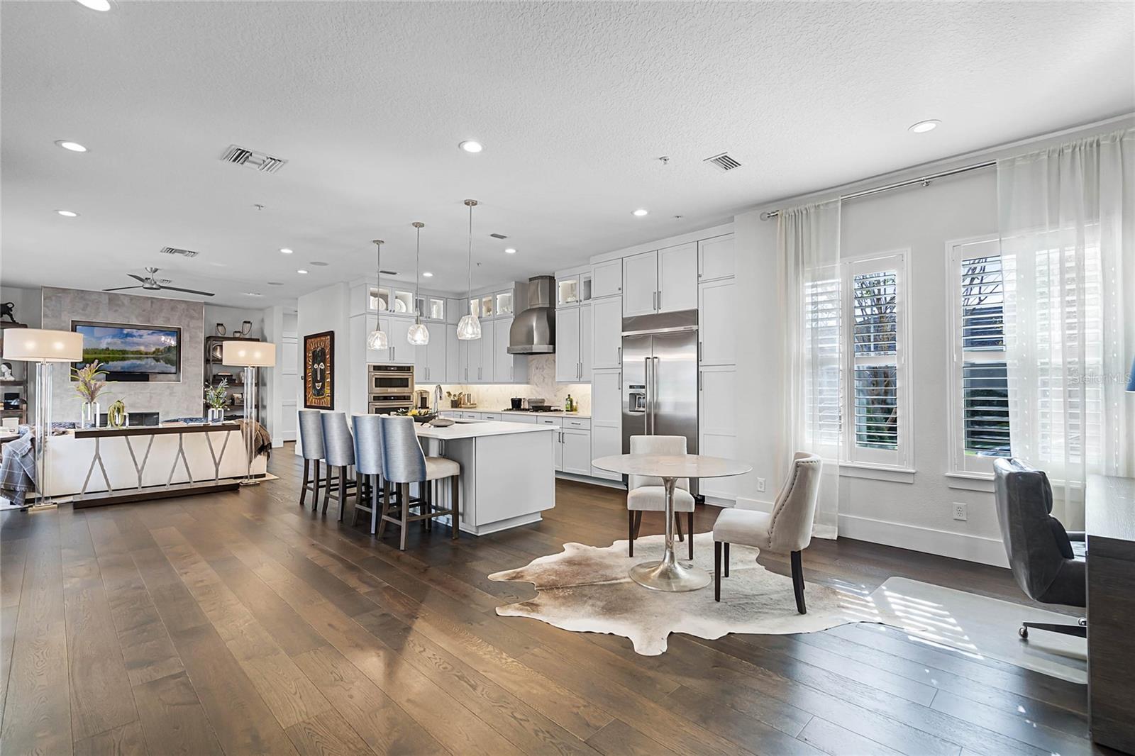 BALDWIN PARK UN 10 - Residential