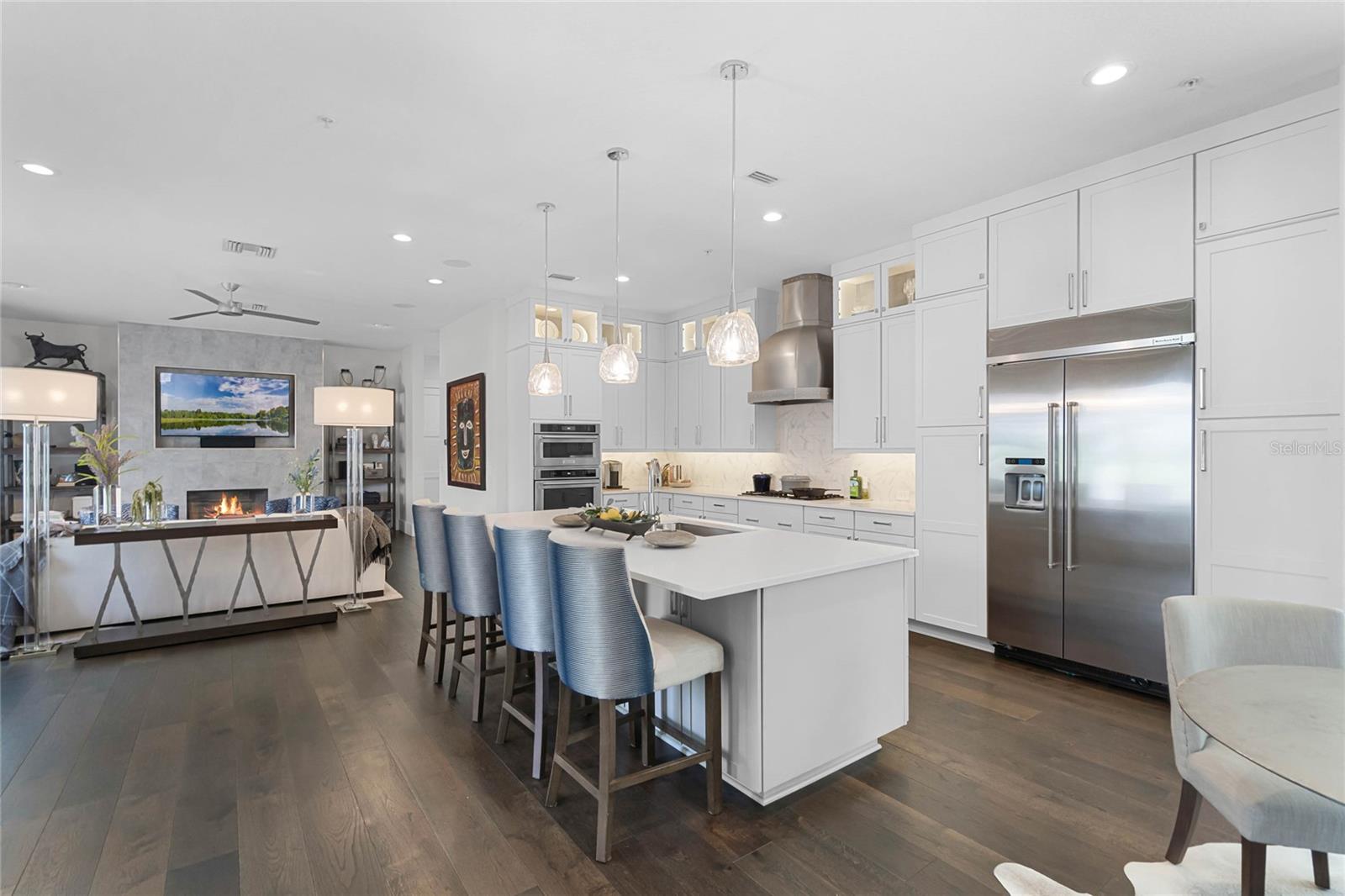 BALDWIN PARK UN 10 - Residential