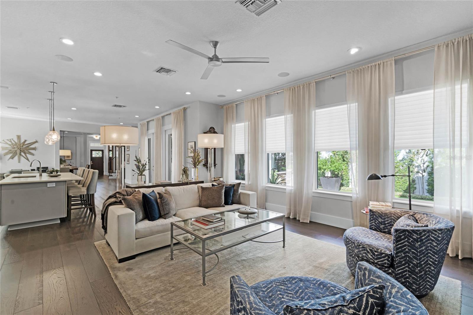 BALDWIN PARK UN 10 - Residential