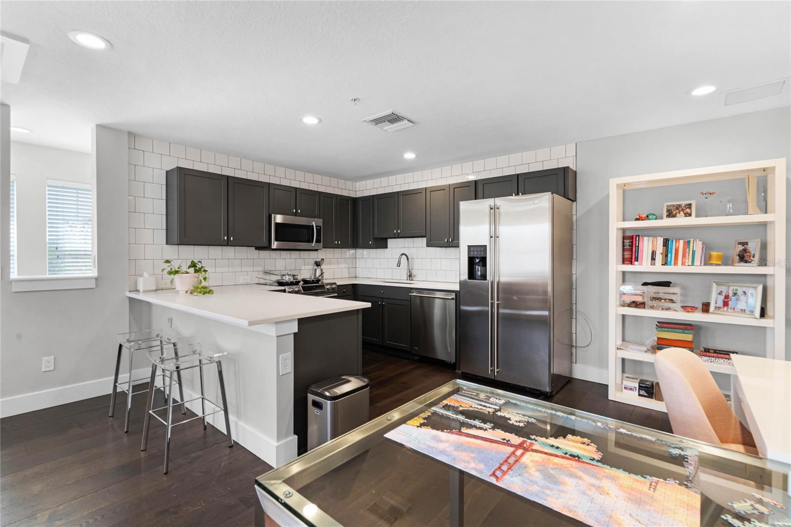 BALDWIN PARK UN 10 - Residential