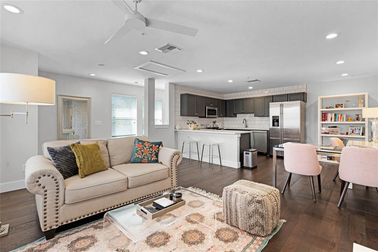 BALDWIN PARK UN 10 - Residential