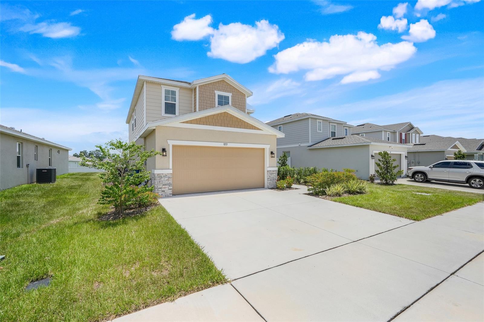 853 BLUE CREEK DRIVE