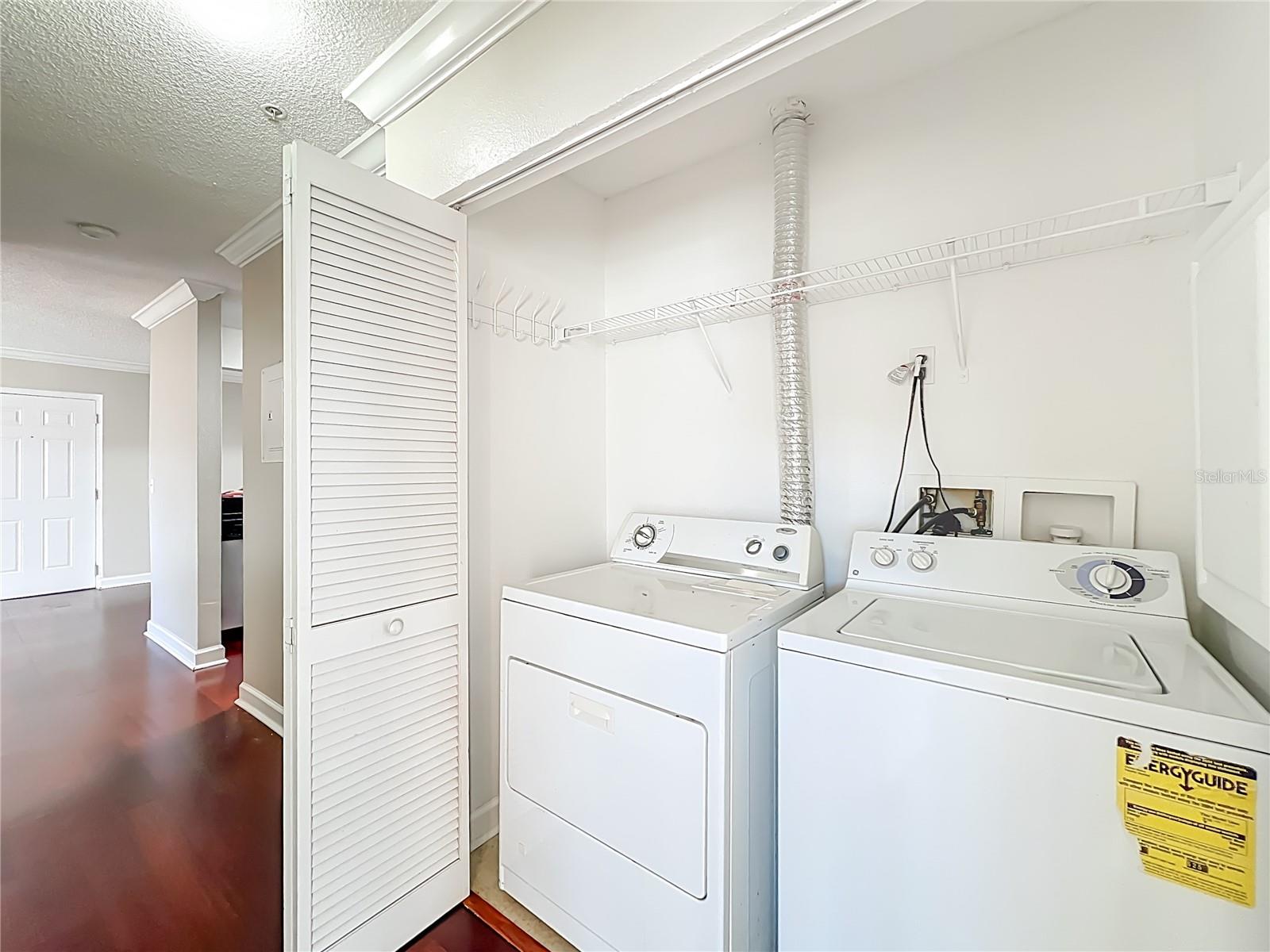 MIRIADA CONDO - Residential