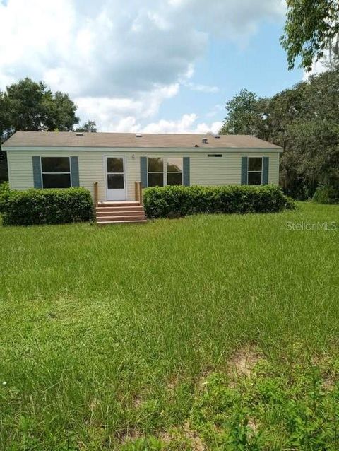 A home in FLORAL CITY