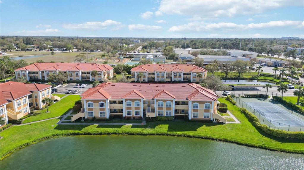 Photo of 1005 Villagio Circle #106, Sarasota, FL 34237 (MLS # A4686110)