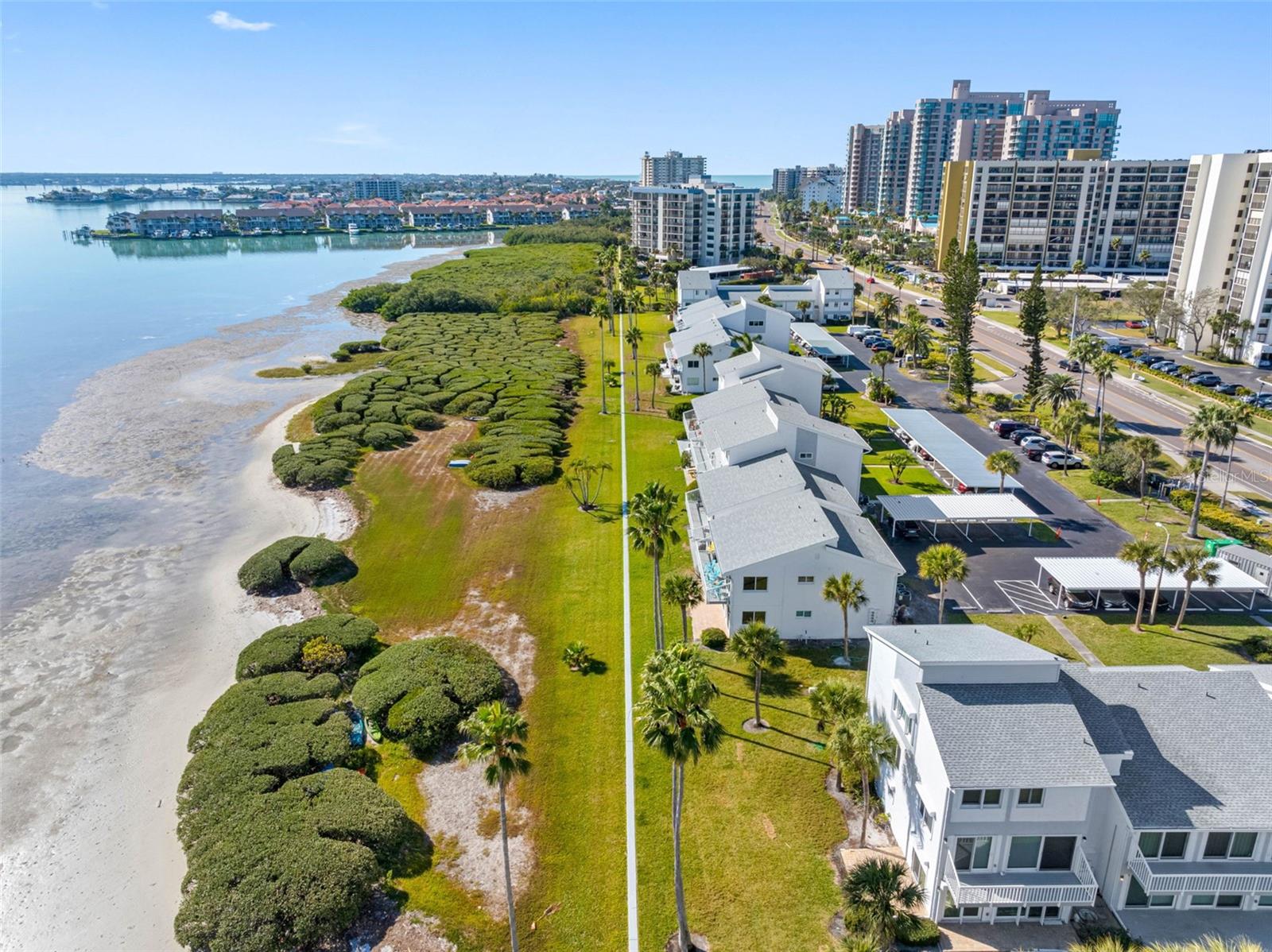 SAND KEY CONDO-BAYSIDE GARDENS I - Residential