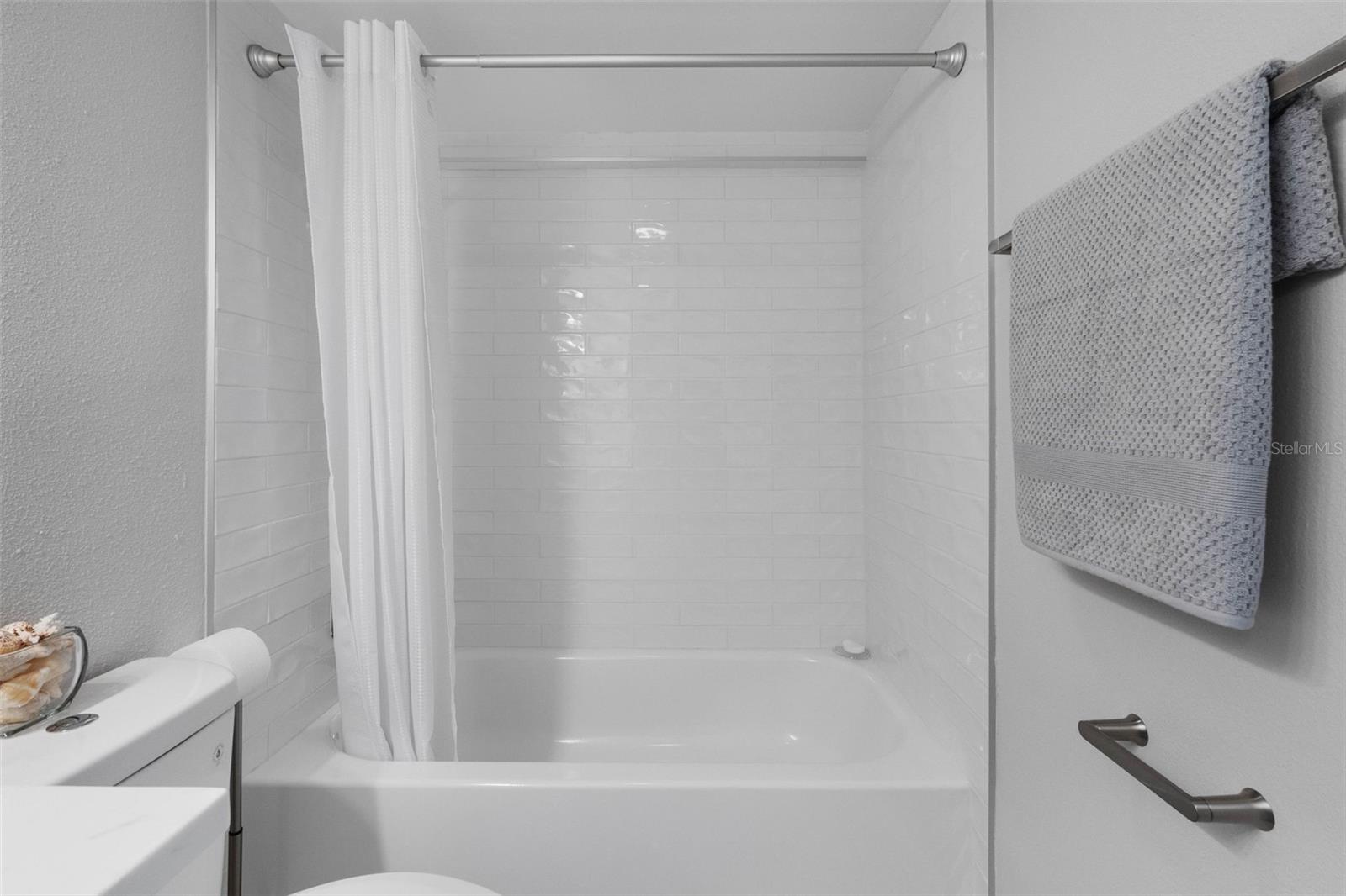 SAND KEY CONDO-BAYSIDE GARDENS I - Residential