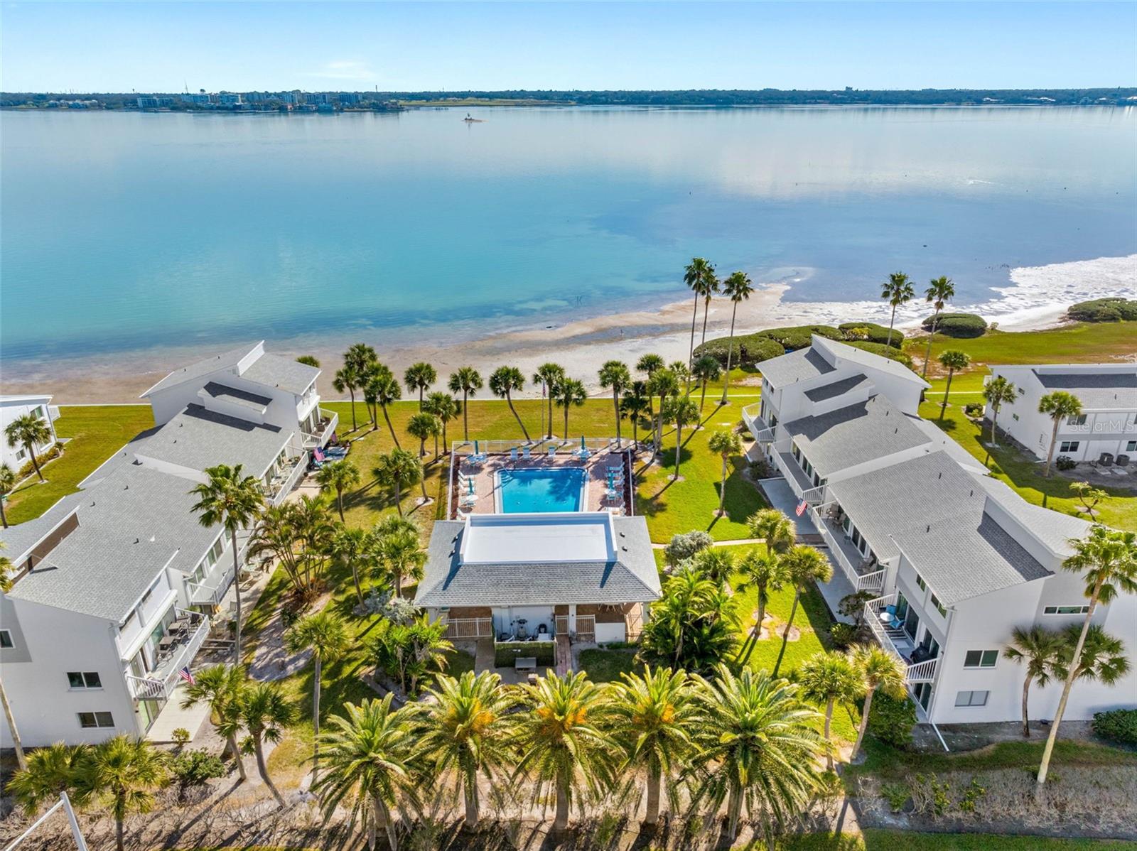 SAND KEY CONDO-BAYSIDE GARDENS I - Residential