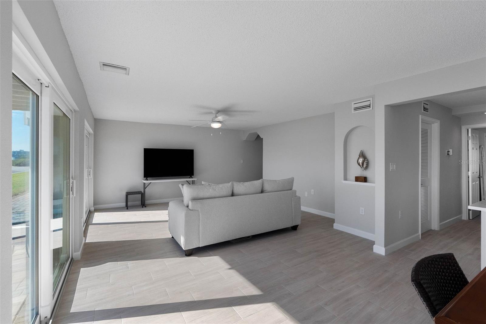 SAND KEY CONDO-BAYSIDE GARDENS I - Residential