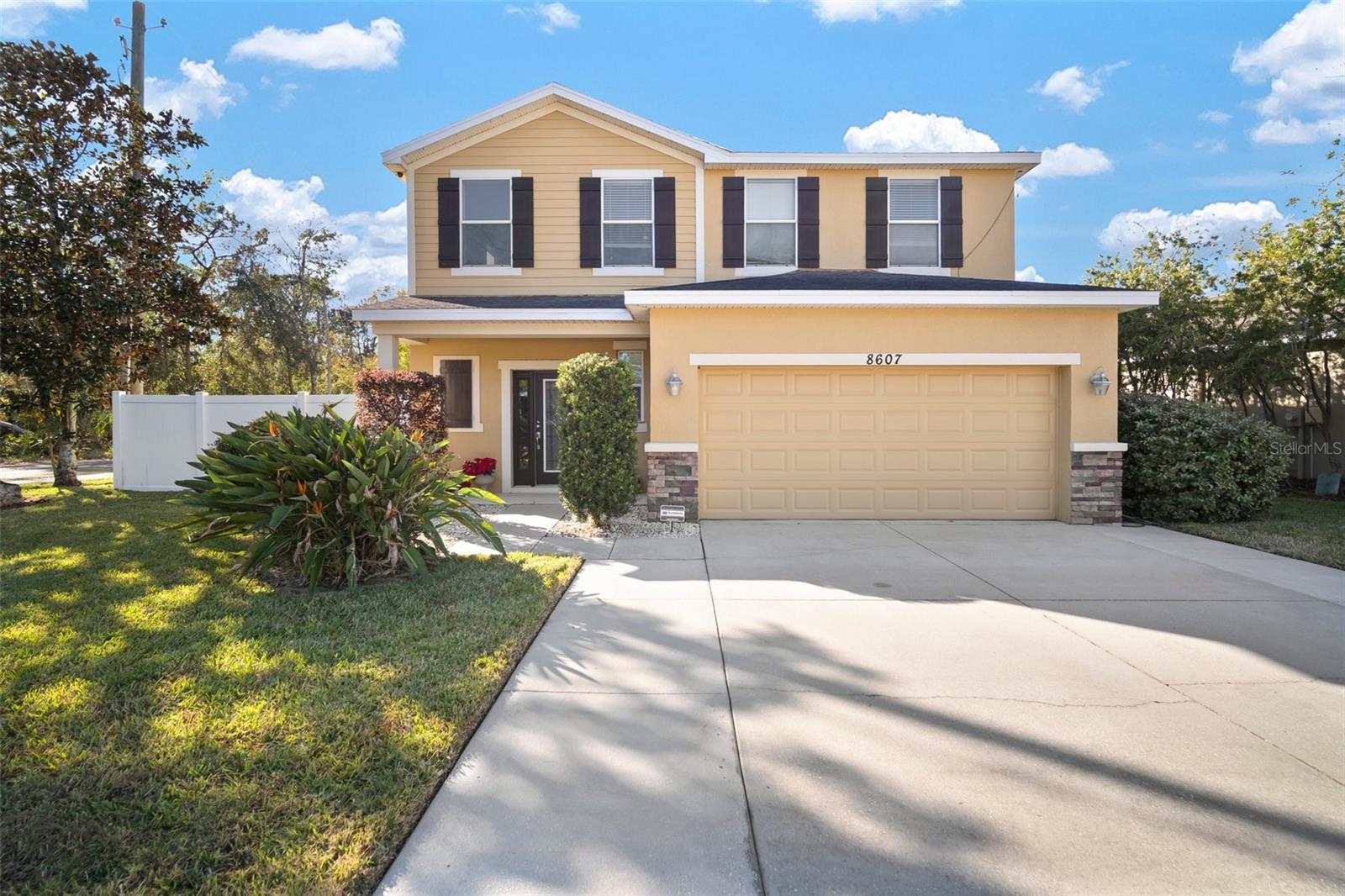 8607 TIDAL BREEZE DRIVE