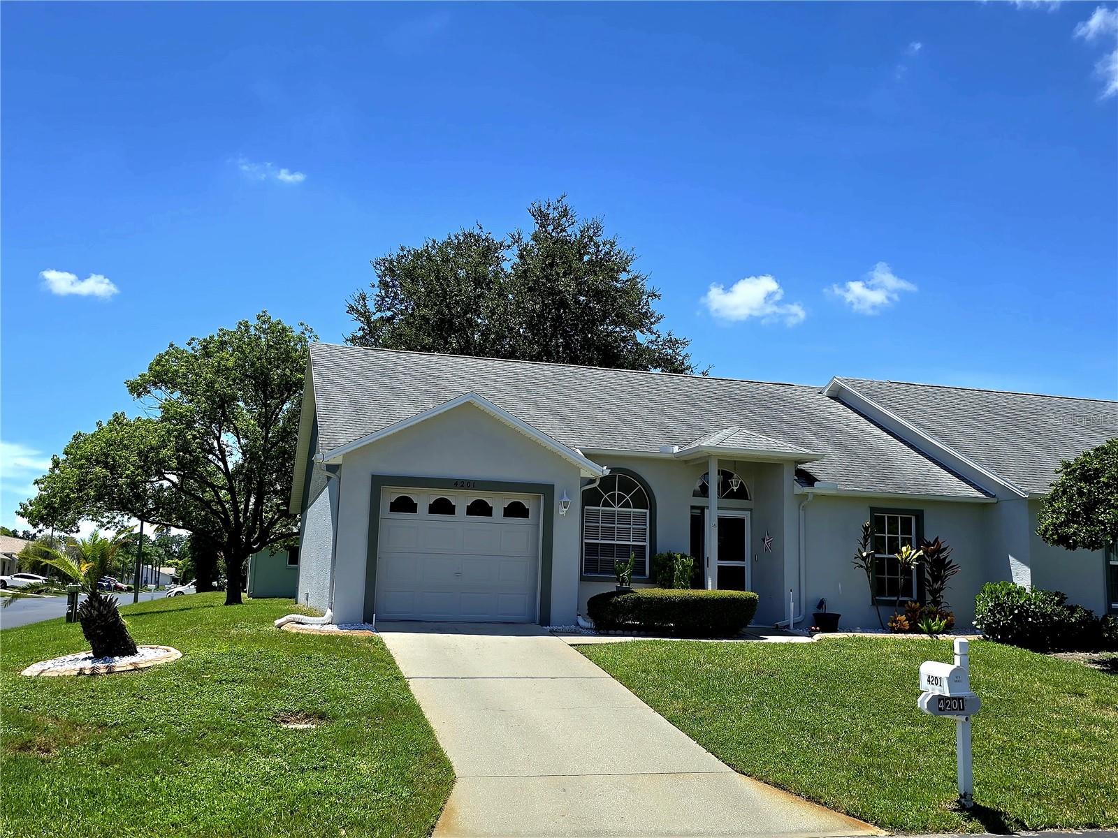 BEAUTIFUL/ 2/2/1 TUCKED AWAY ON THE VERY LAST STREET ALL THE WAY IN THE BACK OF THE
NEIGHBORHOOD WITH A VIEW OF THE PARK AND THE PRESERVE. SEE THE DEER EATING GRASS
ACROSS THE STREET AND ALL THE OTHER WILDLIFE AS WELL! FULLY MAINTAINED HOME INCLUDES
PAINT/ROOF/LANDSCAPING/COMMUNITY POOL, PARKS, NATURE TRAILS, PRIVATE ROADS &
COMMON GROUNDS. FRESHLY PAINTED INTERIOR AND EXTERIOR, GREAT ROOM FLOOR PLAN,
SPACIOUS KITCHEN WITH EAT IN SPACE AND BUILT IN DESK FOR WORKING OUT OF YOUR HOME!
VOLUME CEILINGS, LARGE MASTER FEATURES A WALK IN CLOSET AND UPDATED BATH WITH EASY
ENTRY SHOWER. NEW WOOD LAMINATE FLOORS IN THE BEDROOMS AND GREAT ROOM.
EXTREMELY CLEAN AND NEAT! DONT WAIT ON THIS ONE IT WILL NOT LAST!