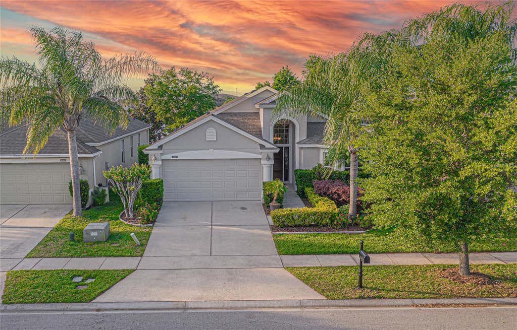 Photo of 14921 Braywood Trail, Orlando, FL 32824 (MLS # O6430172)
