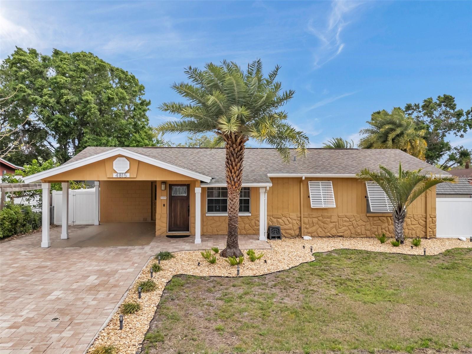 4815 PLANTATION DRIVE