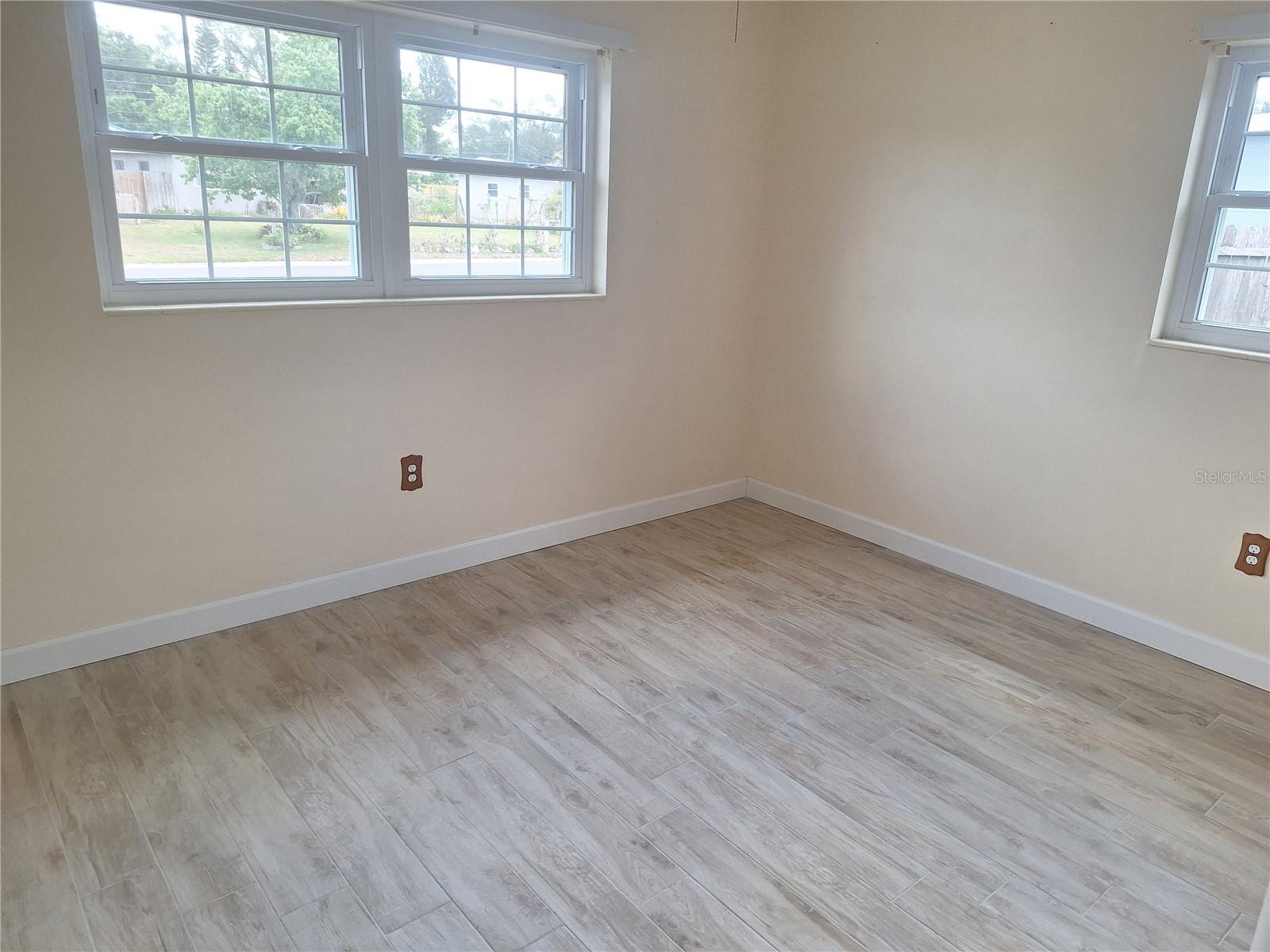 CROSS BAYOU ESTATES 2ND ADD - Residential