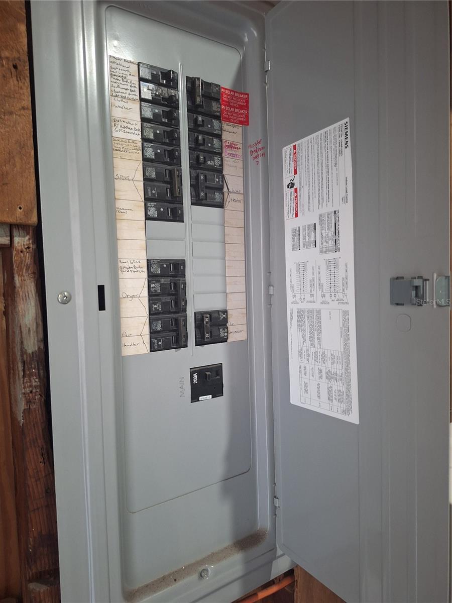 CROSS BAYOU ESTATES 2ND ADD - Residential