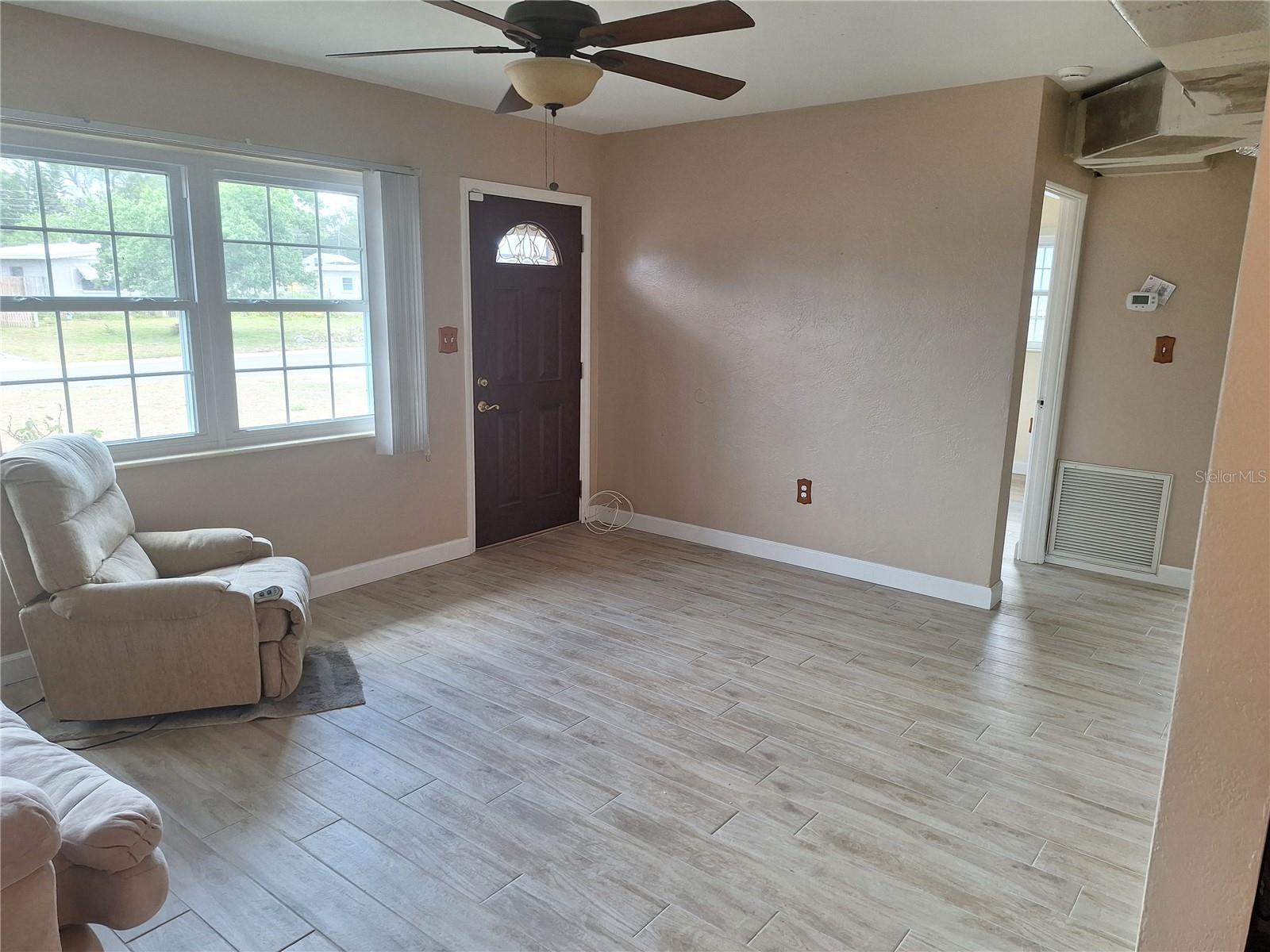 8916 NARCISSUS AVENUE