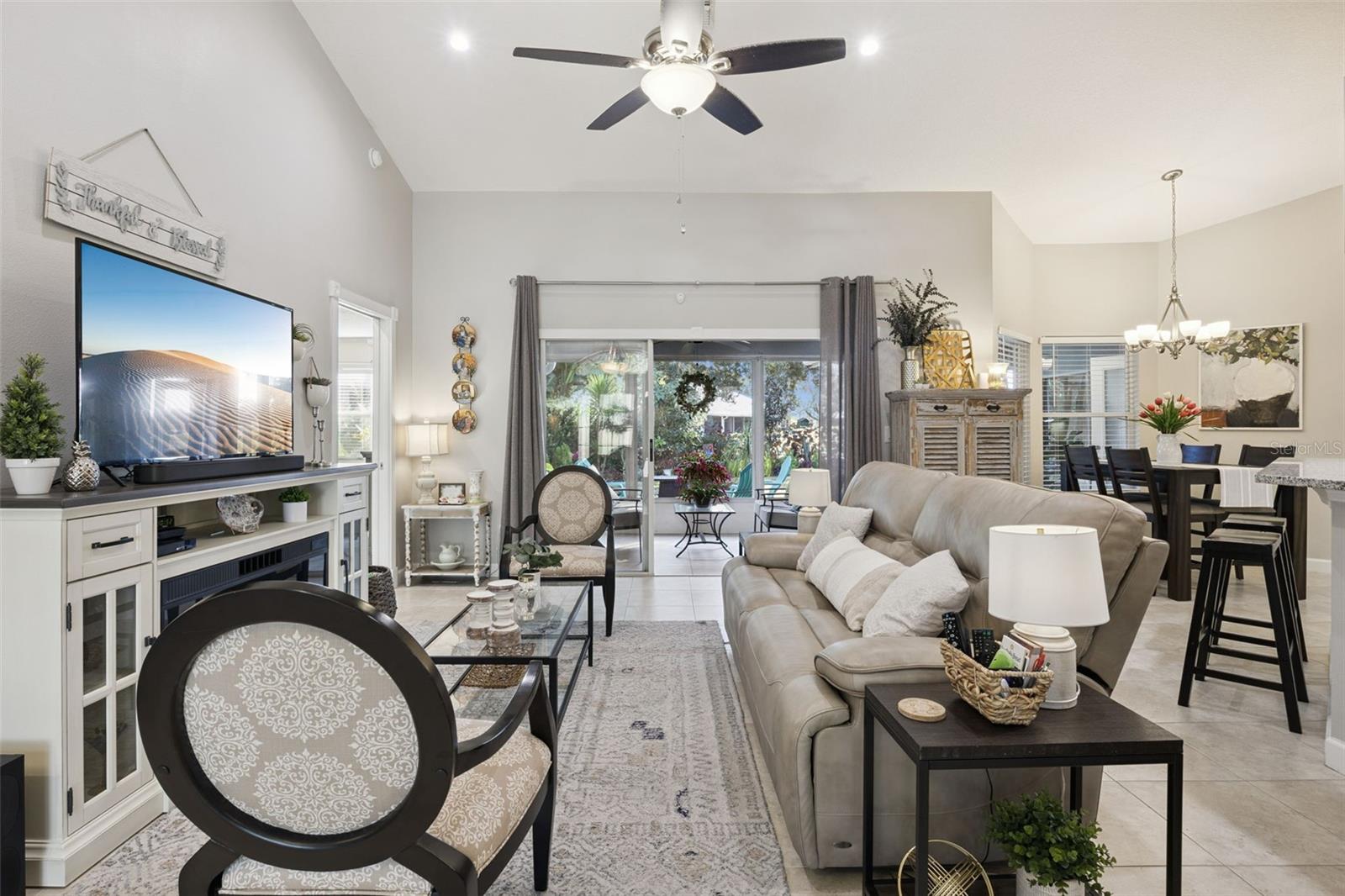 PALISADES PH 01 - Residential