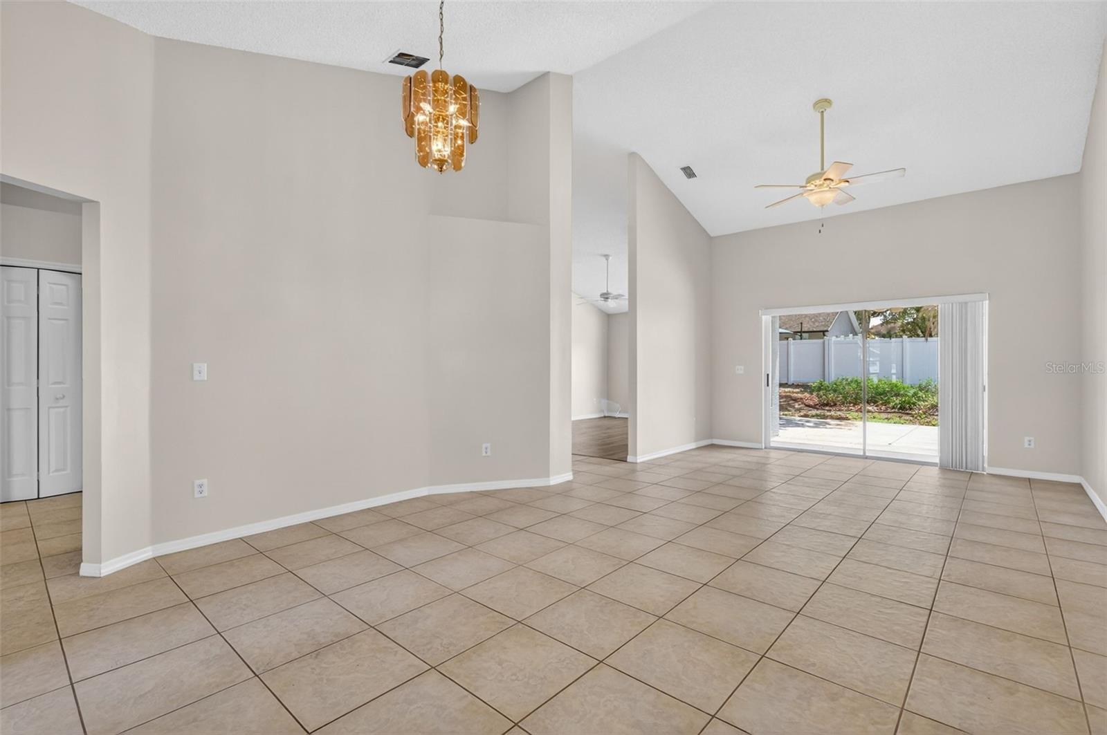EUSTIS CROOKED LAKE RIDGE ADD 01 - Residential