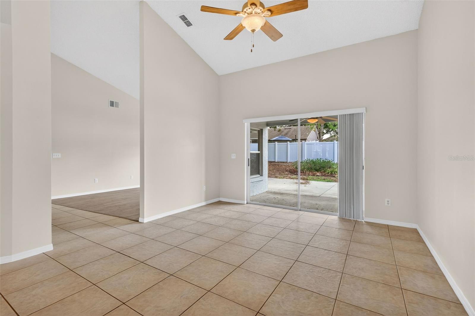 EUSTIS CROOKED LAKE RIDGE ADD 01 - Residential