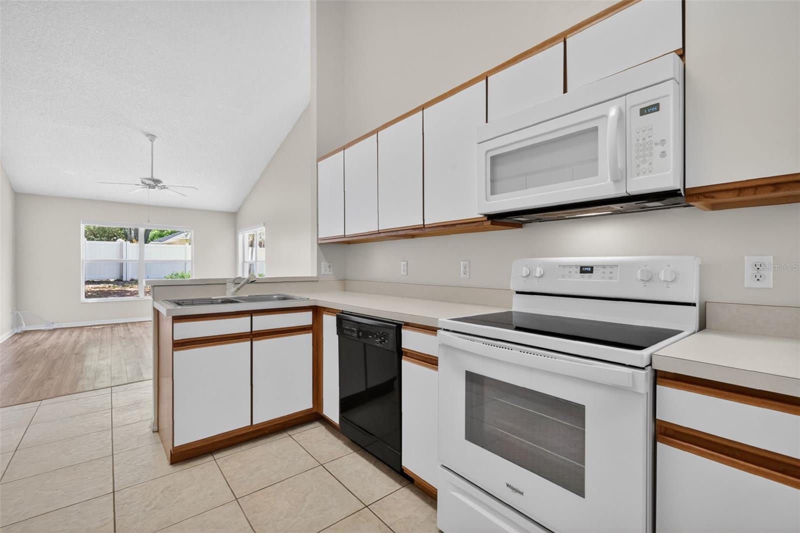 EUSTIS CROOKED LAKE RIDGE ADD 01 - Residential