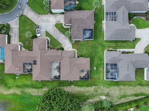 A home in TAVARES