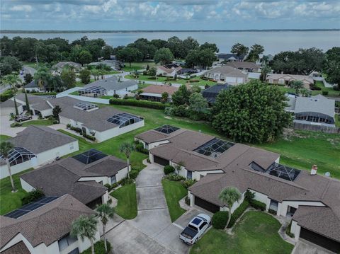 A home in TAVARES