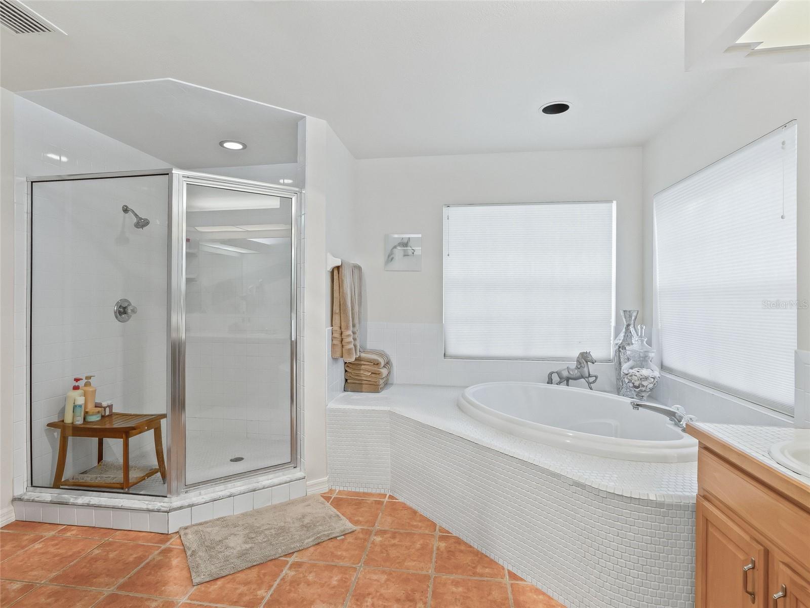 MEADOW WOOD FARMS UN 02 - Residential