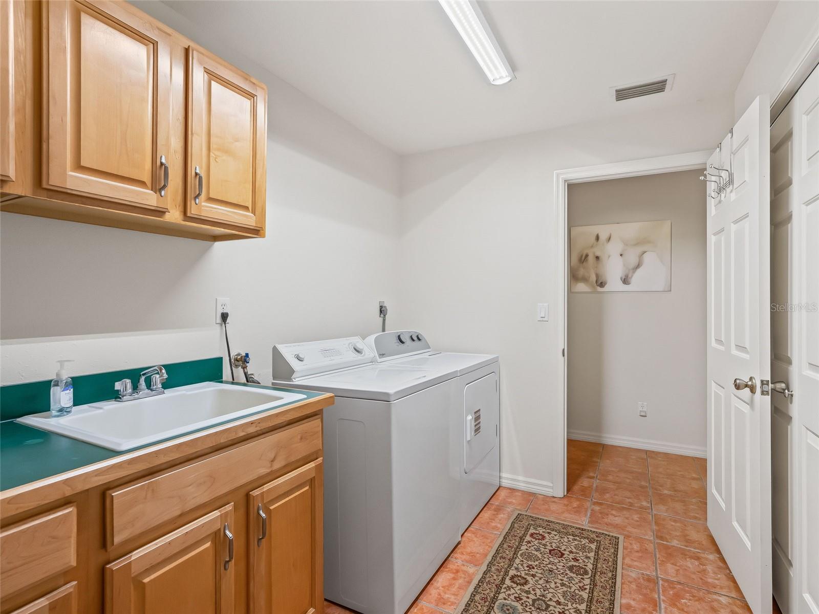 MEADOW WOOD FARMS UN 02 - Residential