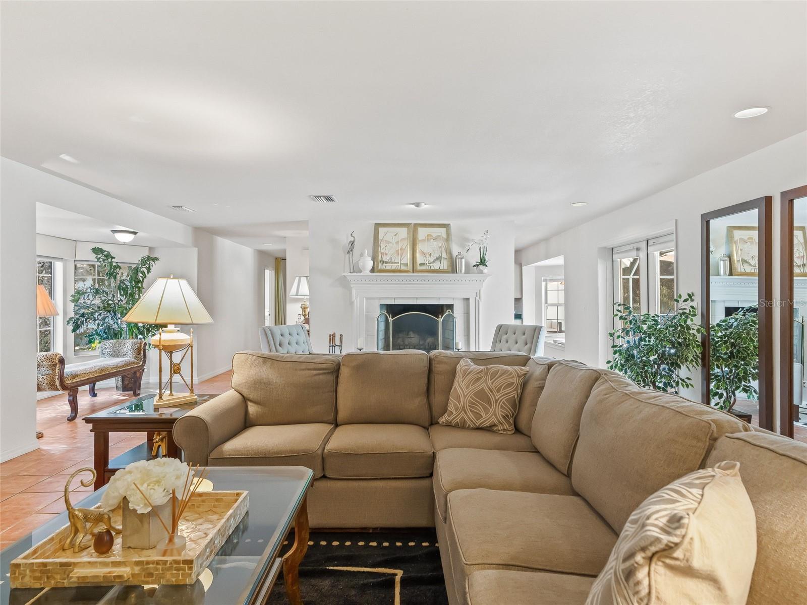 MEADOW WOOD FARMS UN 02 - Residential