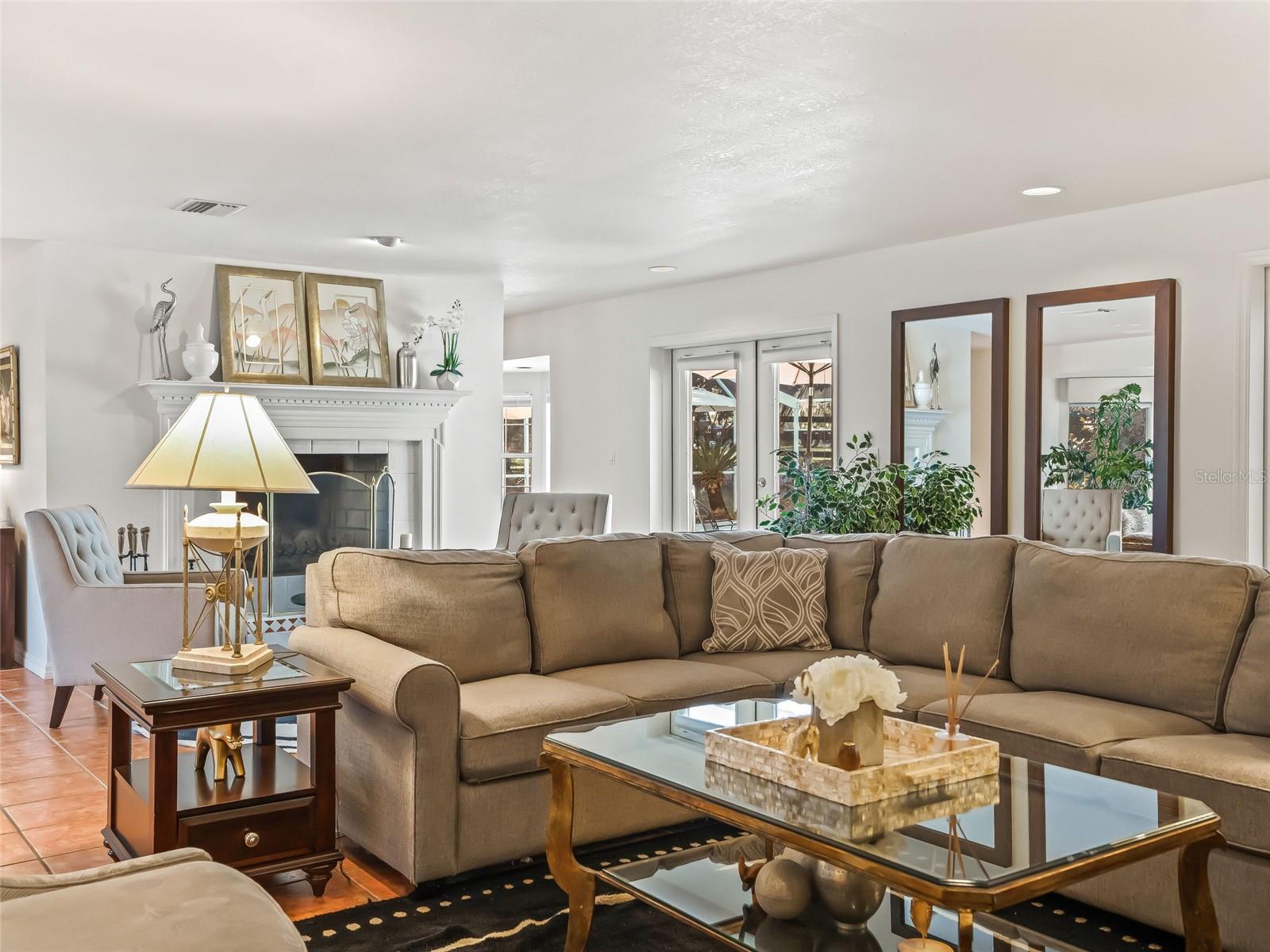 MEADOW WOOD FARMS UN 02 - Residential