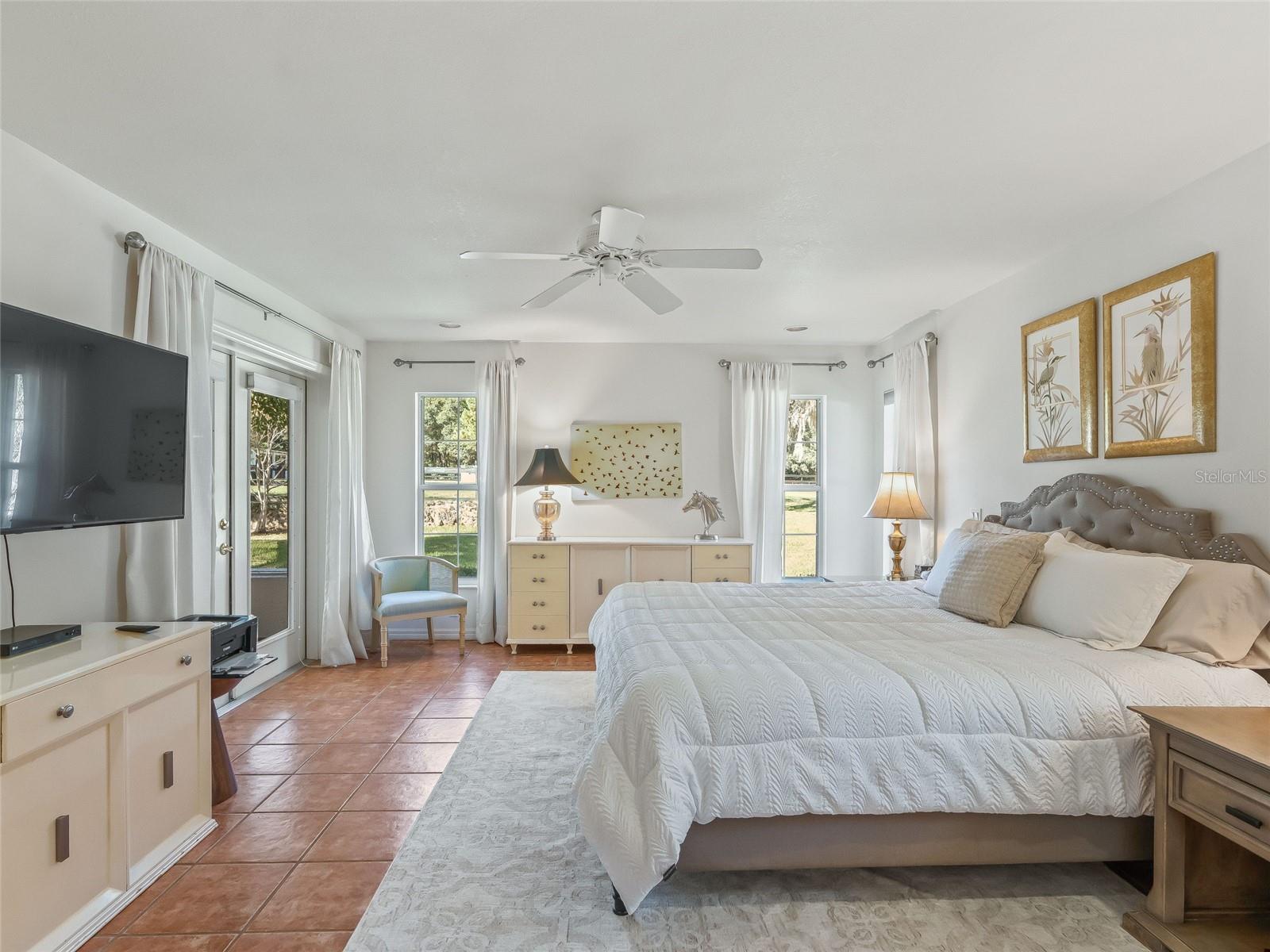 MEADOW WOOD FARMS UN 02 - Residential