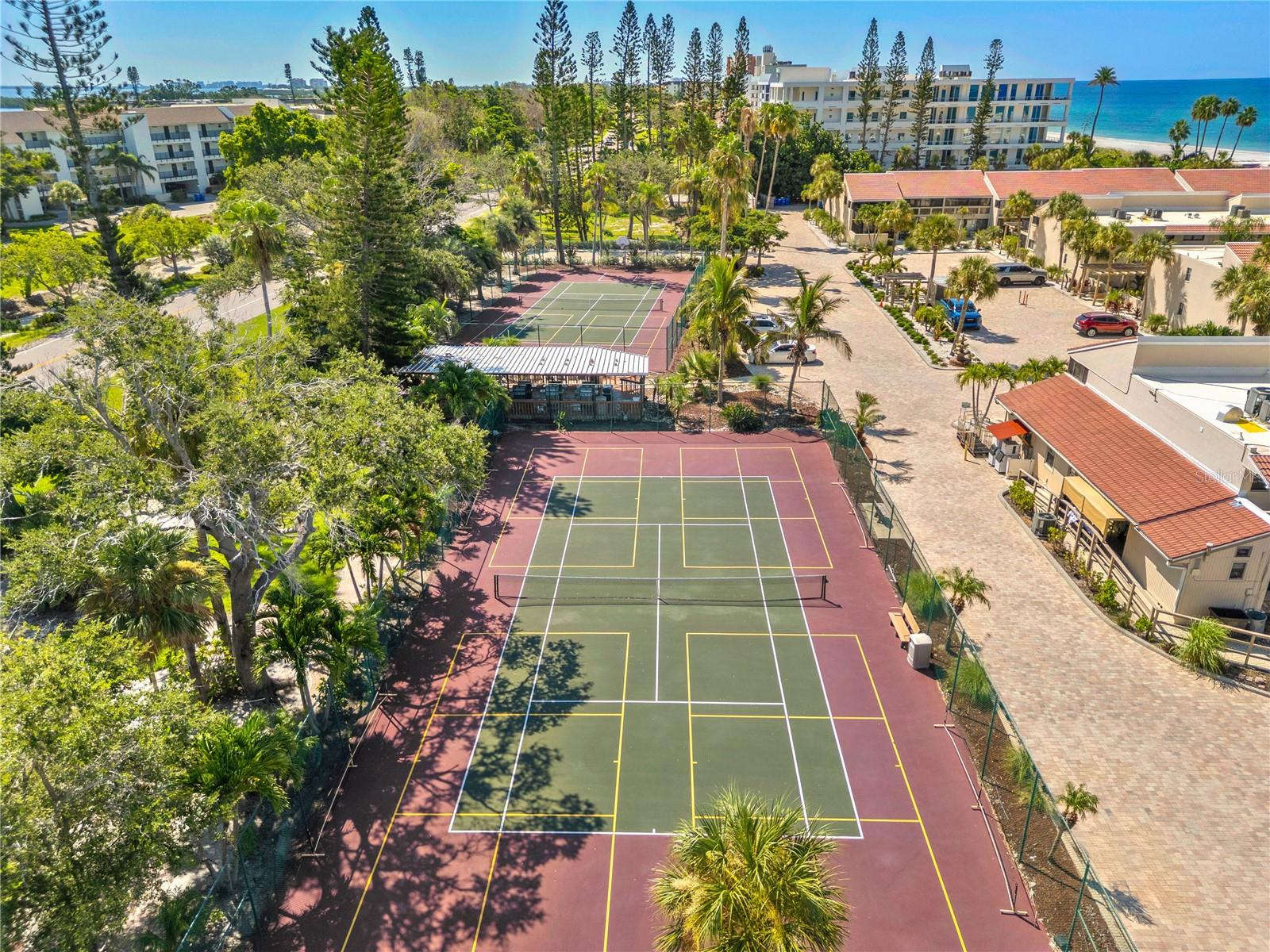 CASA DEL MAR - Residential