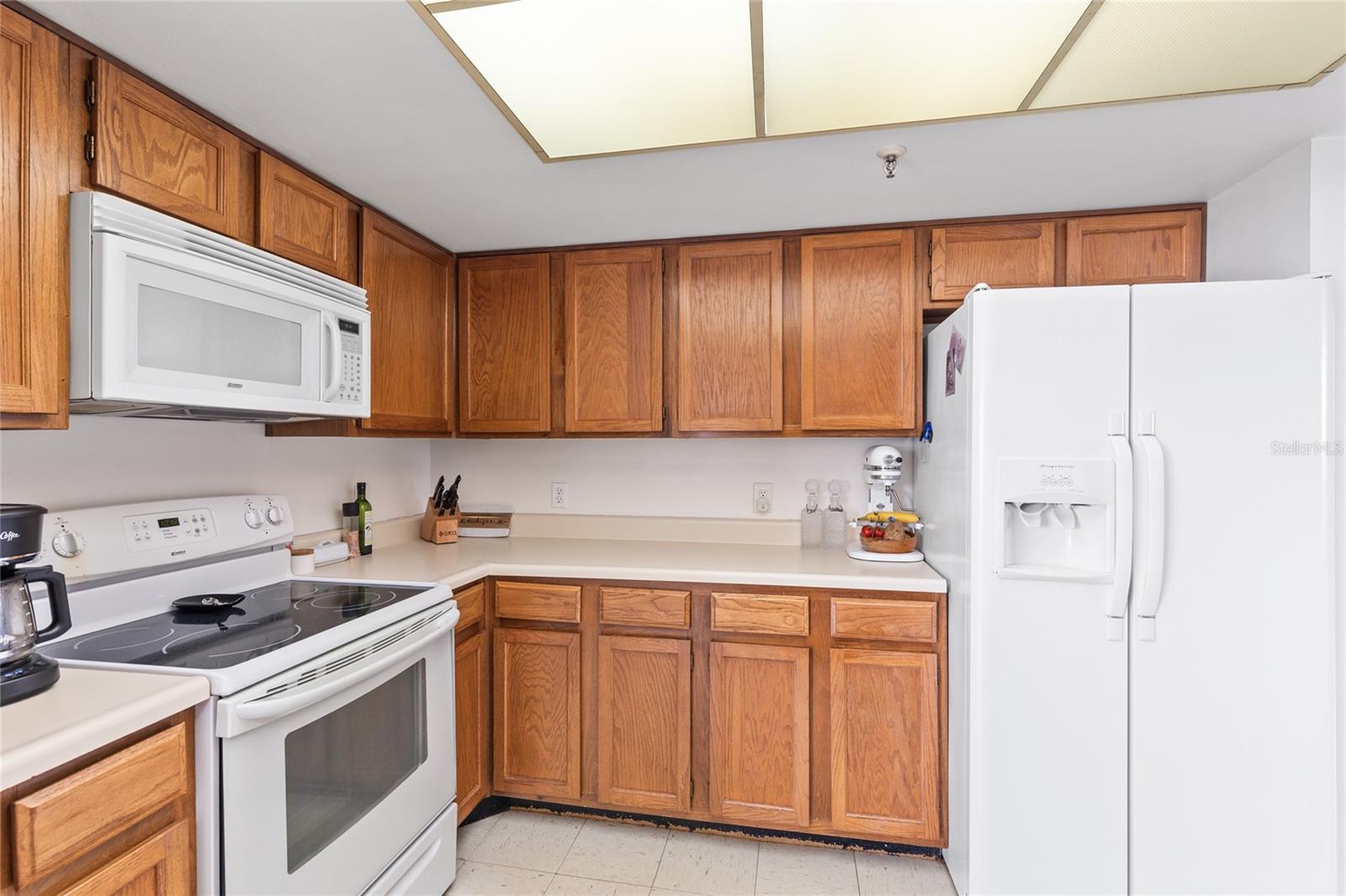 PELICAN BAY YACHT CLUB CONDO BLDG A - Residential