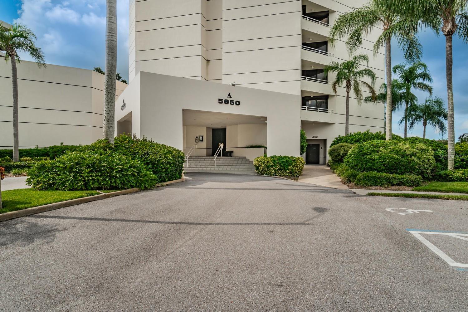 5950 PELICAN BAY PLAZA S 705