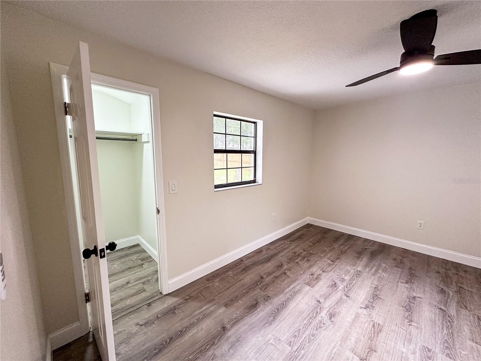FRUITLAND PARK - Residential