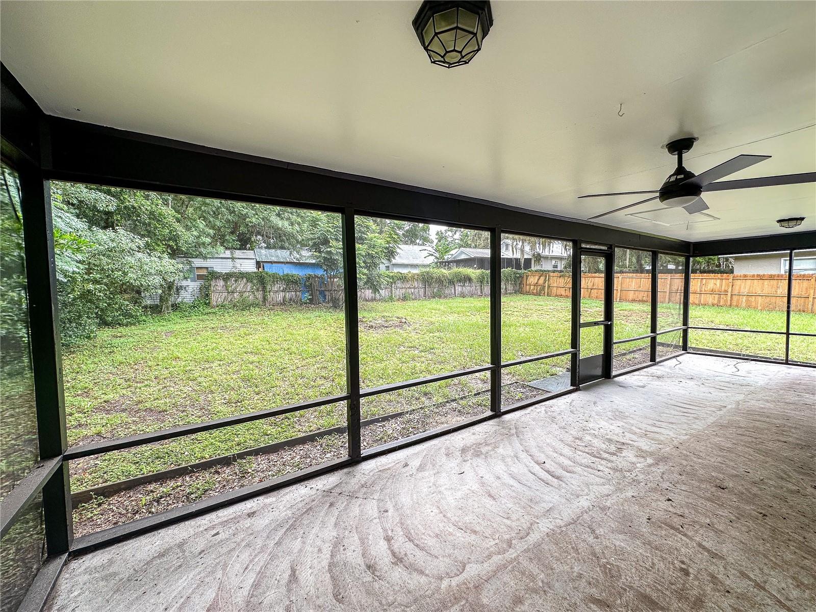 FRUITLAND PARK - Residential