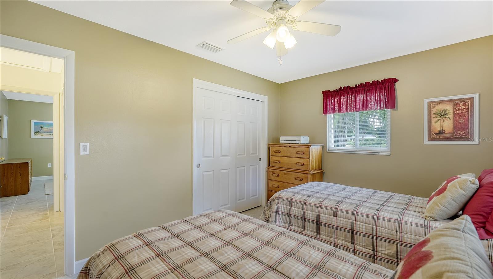 SOUTH VENICE - Residential