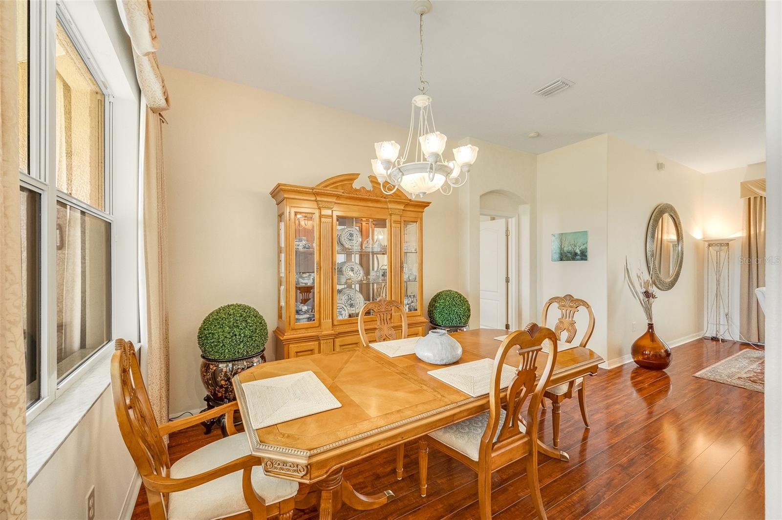 MAGNOLIA PARK AT BAYSIDE LAKES - Residential