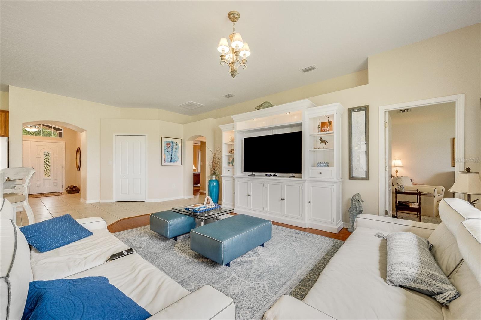 MAGNOLIA PARK AT BAYSIDE LAKES - Residential