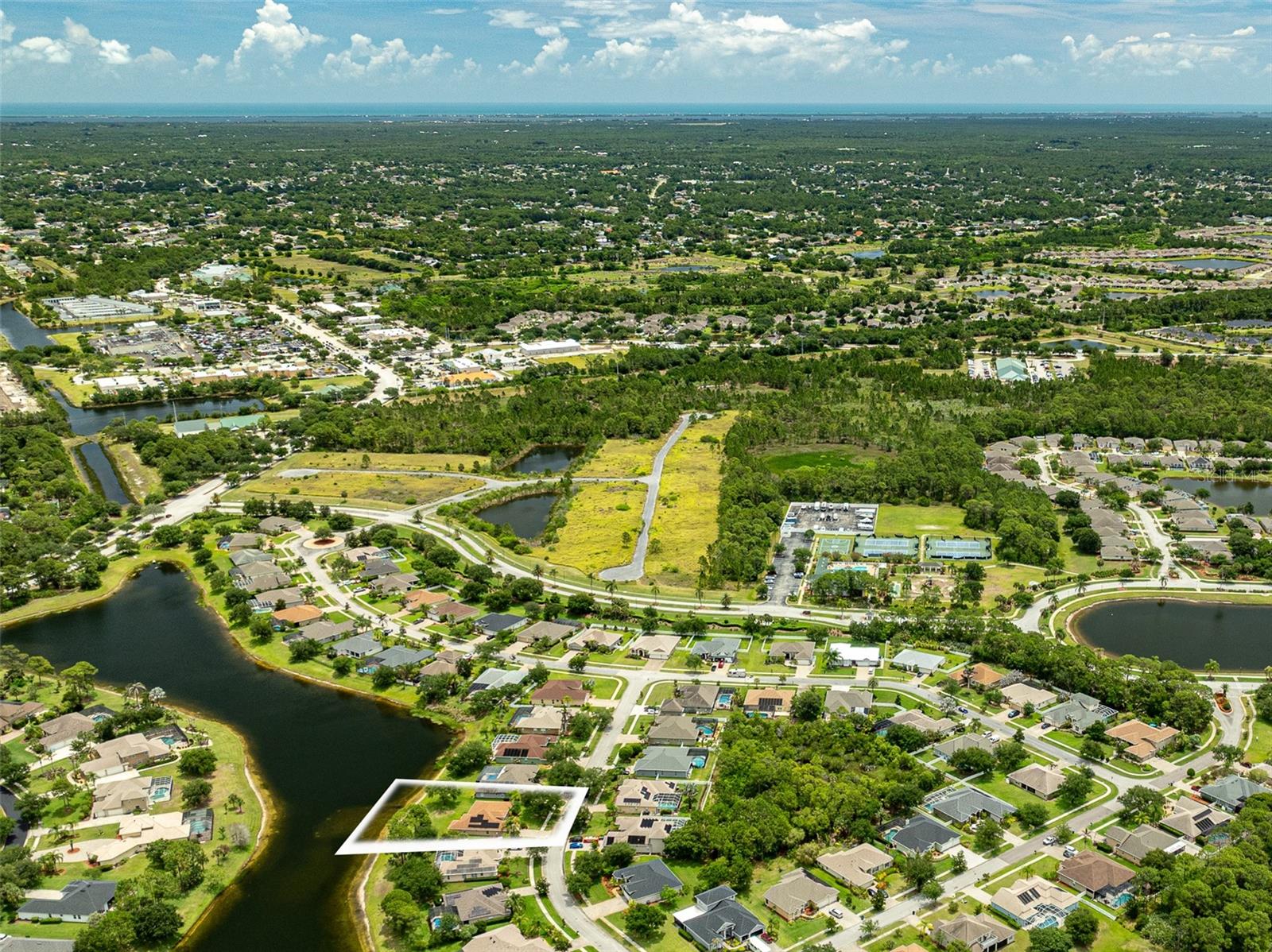 MAGNOLIA PARK AT BAYSIDE LAKES - Residential