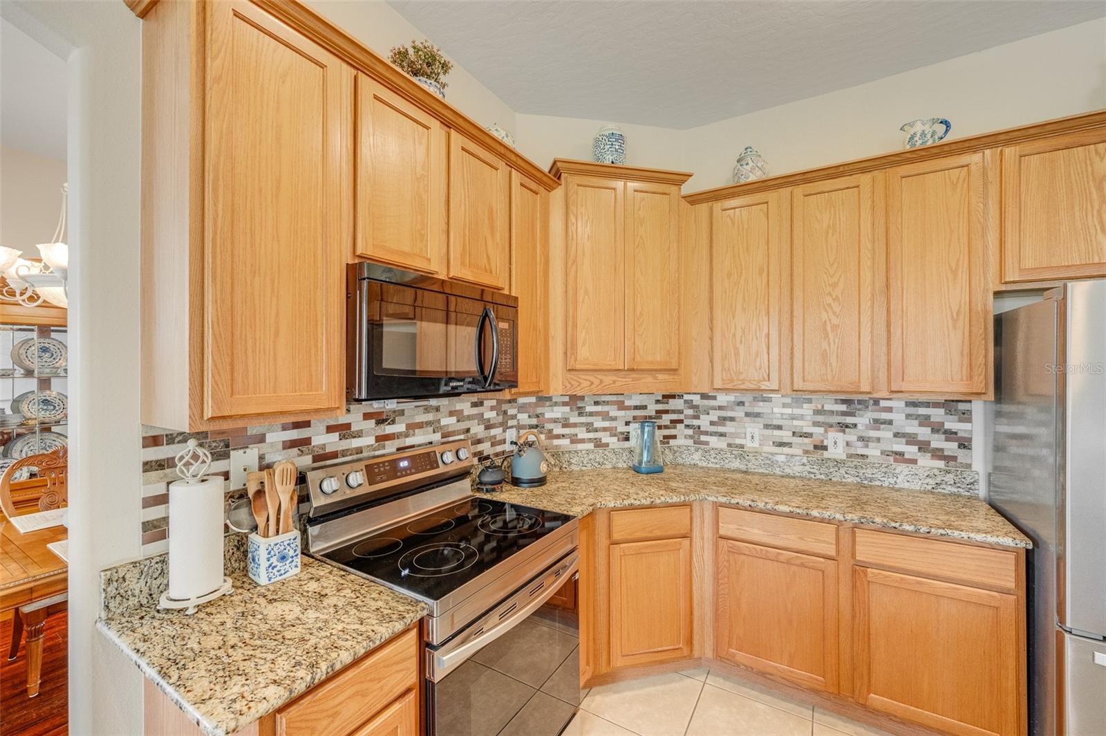 MAGNOLIA PARK AT BAYSIDE LAKES - Residential