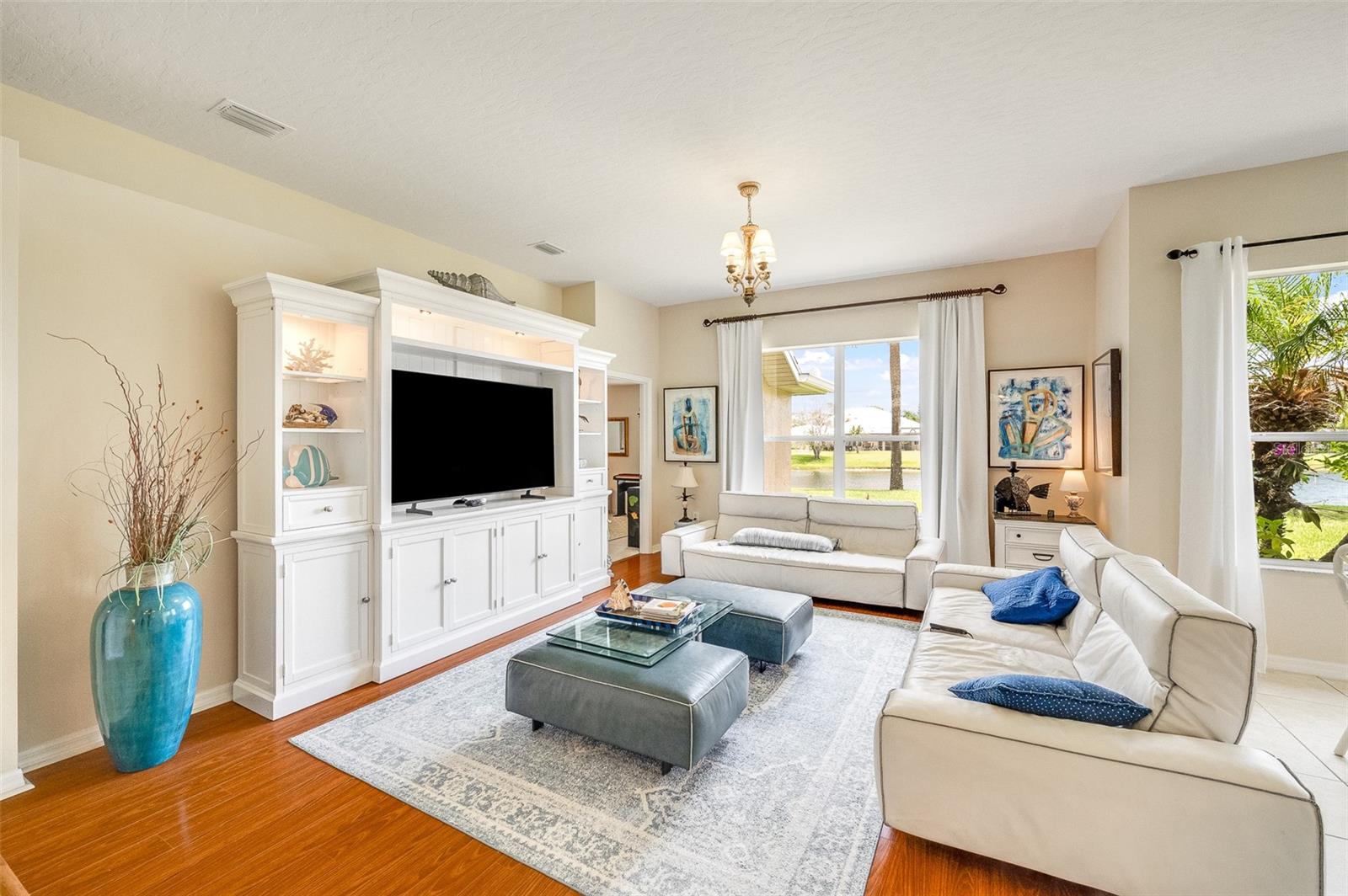 MAGNOLIA PARK AT BAYSIDE LAKES - Residential