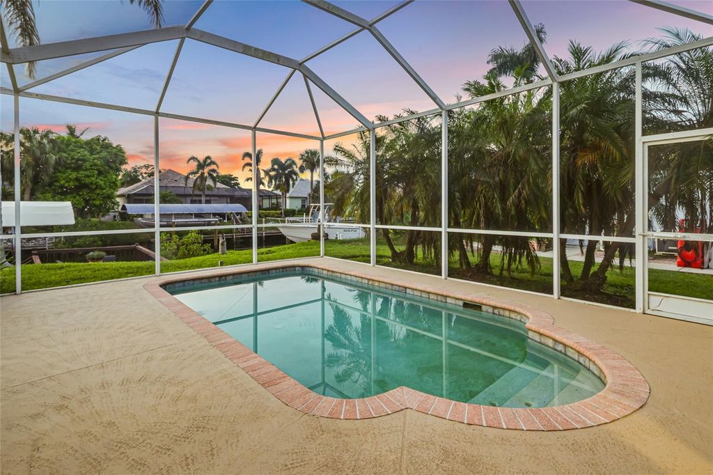 Photo of 4427 Shark Drive, Bradenton, FL 34208 (MLS # A4662678)