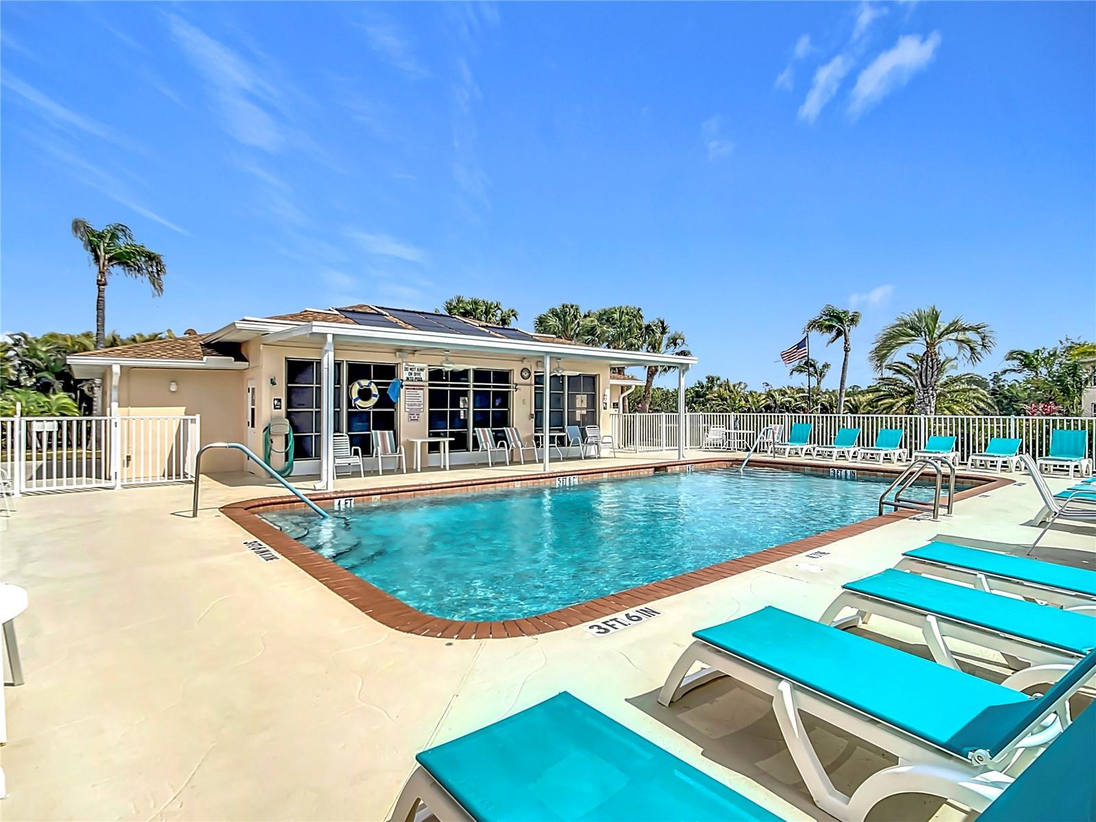 NORTH SHORE/KINGSWAY - Residential