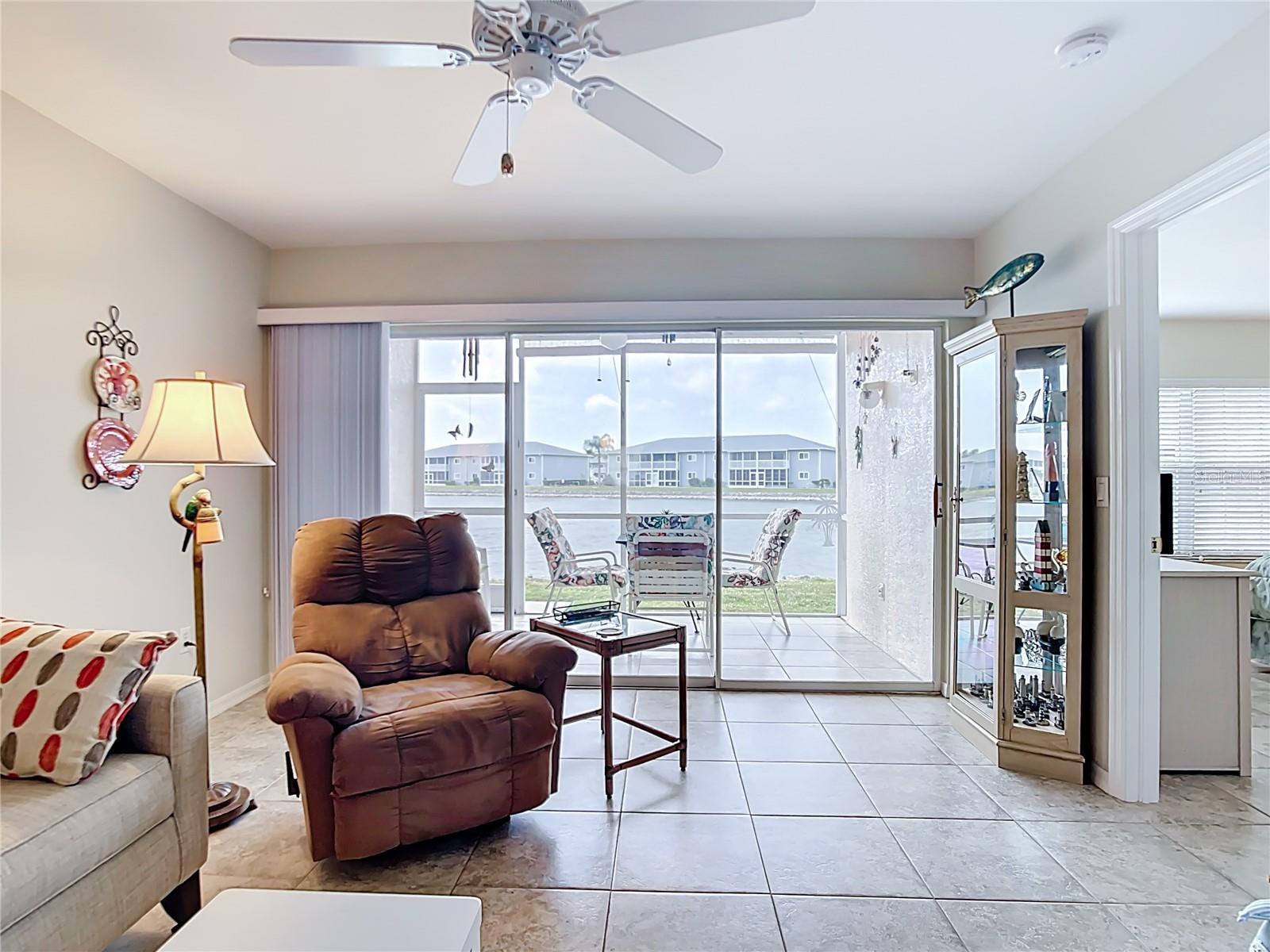 NORTH SHORE/KINGSWAY - Residential