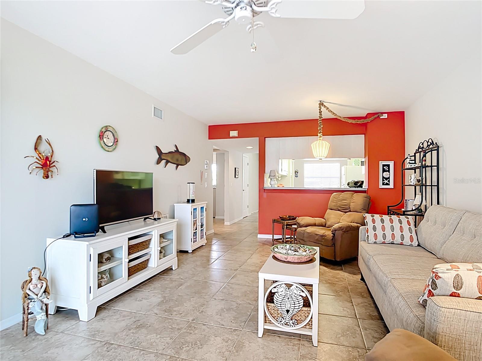 NORTH SHORE/KINGSWAY - Residential