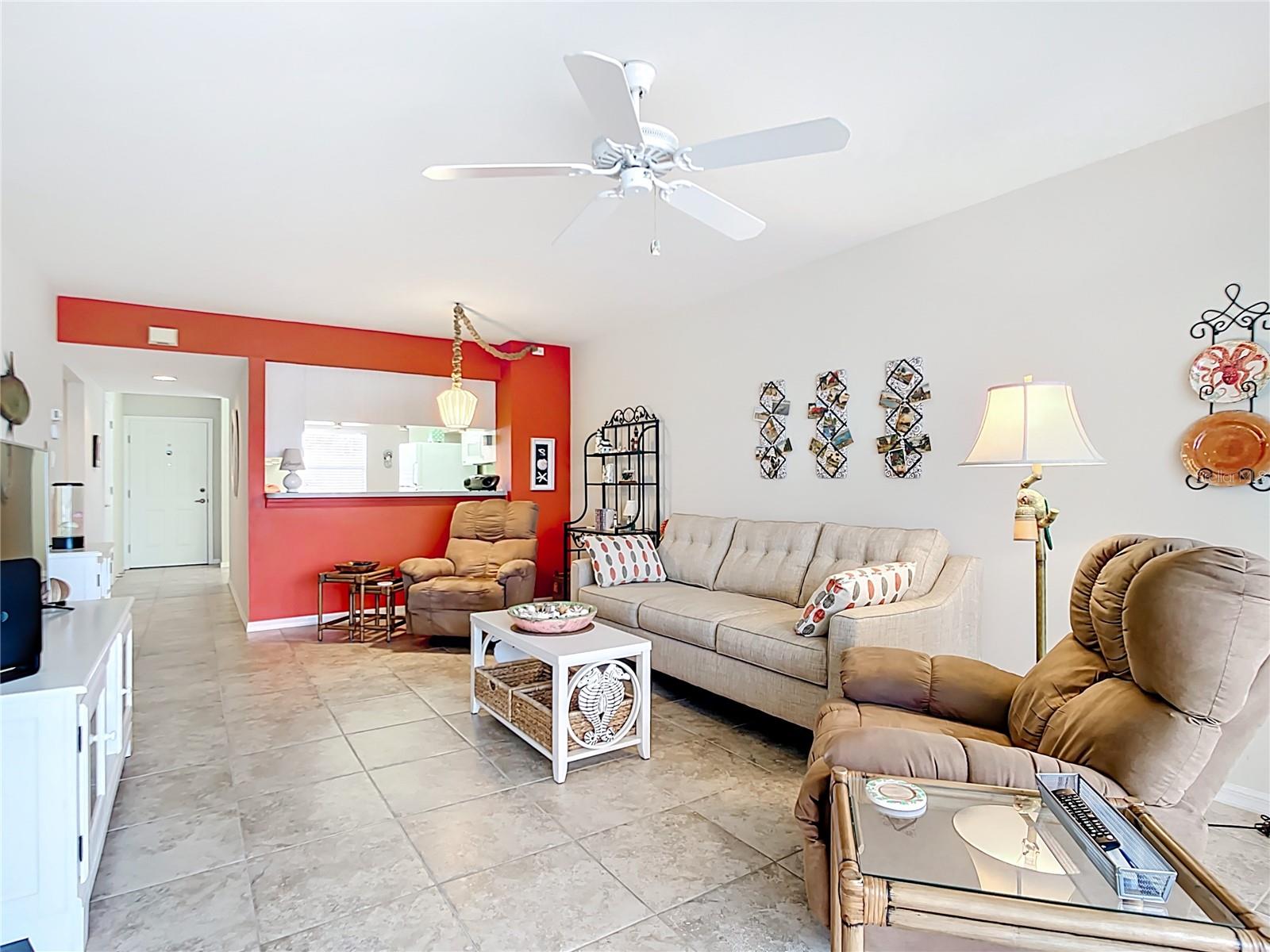 NORTH SHORE/KINGSWAY - Residential