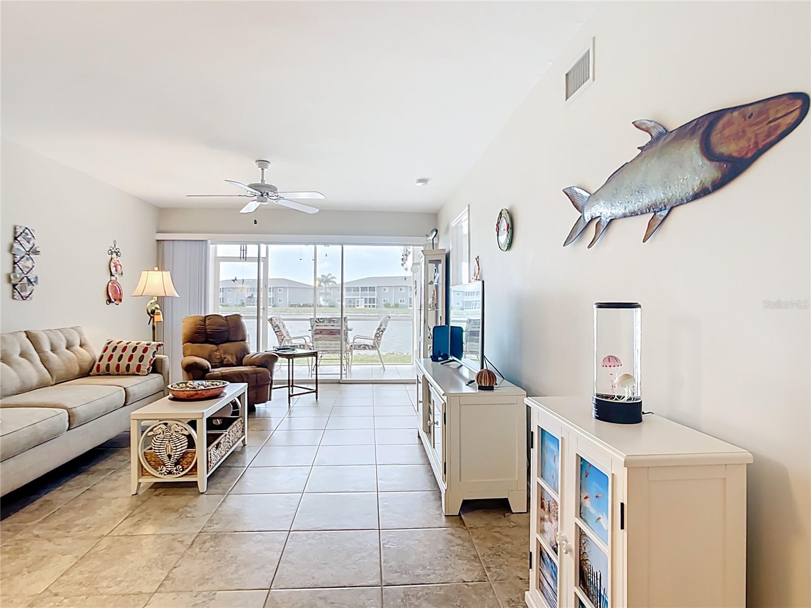 NORTH SHORE/KINGSWAY - Residential