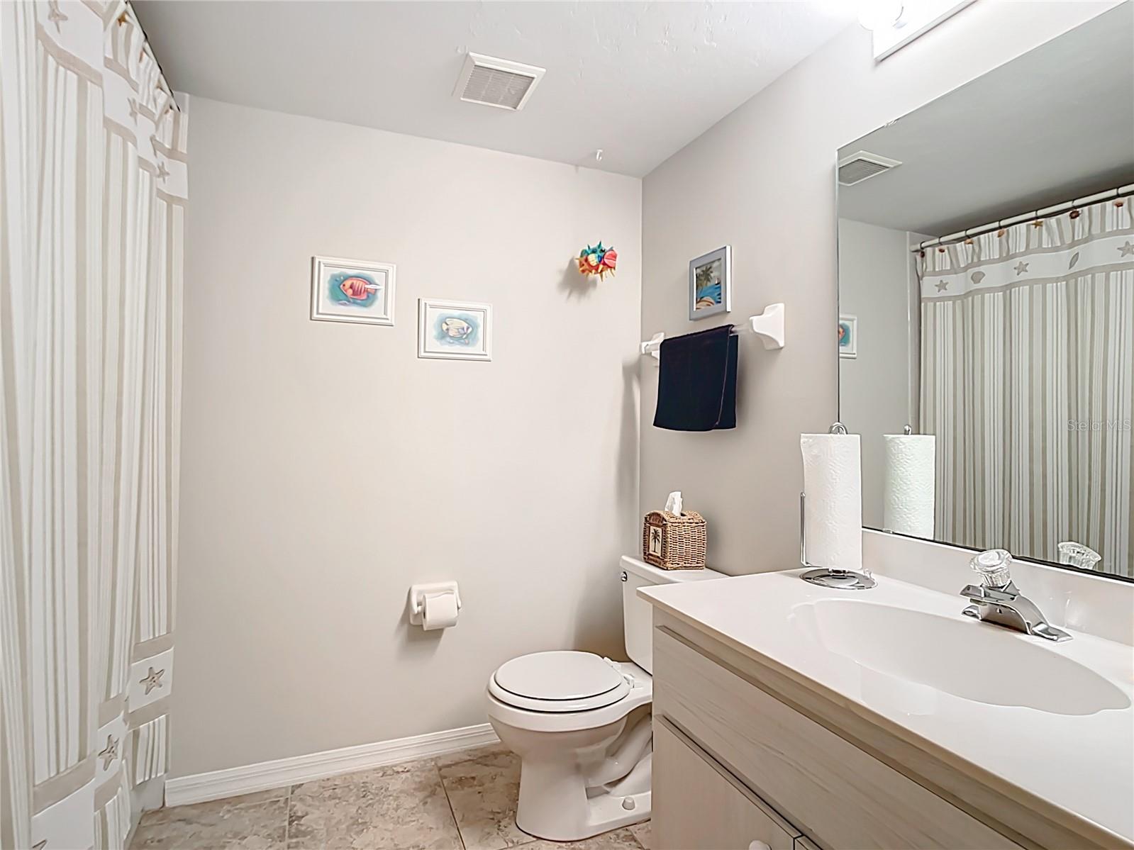 NORTH SHORE/KINGSWAY - Residential